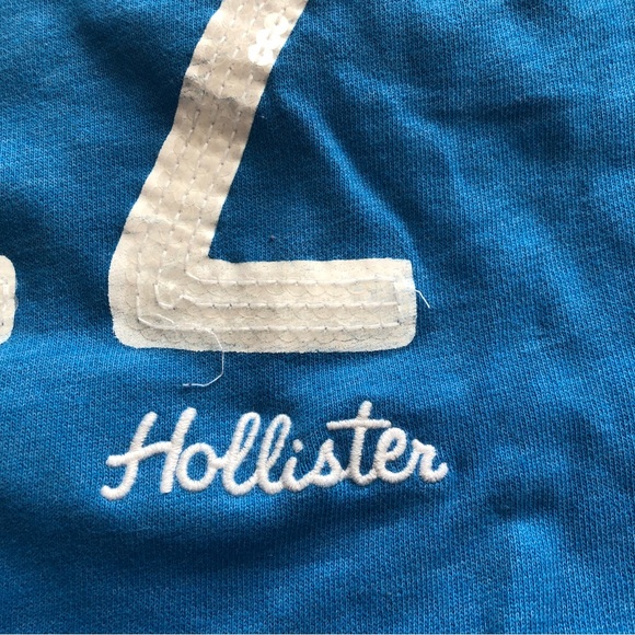 Hollister Blue Sweater - Picture 3 of 3